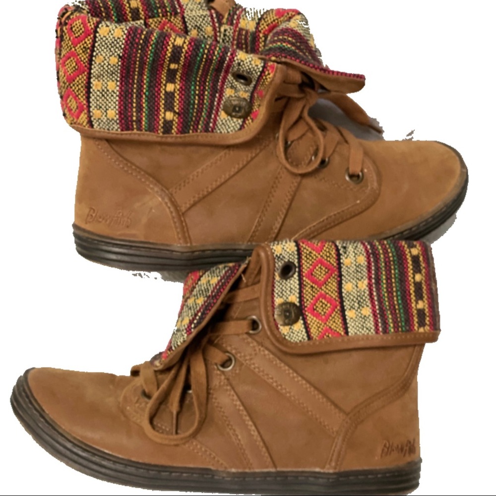 ☀️5/$25☀️ Malibu Razmitten Foldover Sneaker